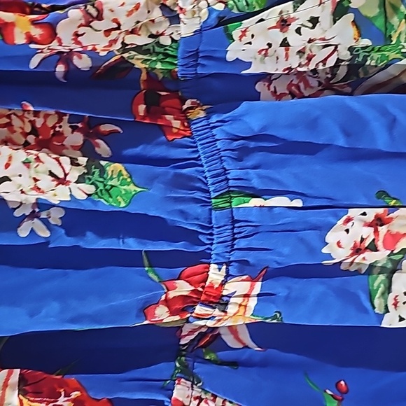 Express Romper with Straps Blue with floral designs size xs - Picture 3 of 8